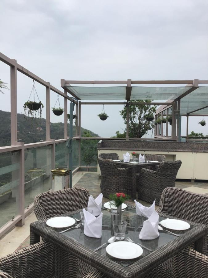 Timber Trail Base Resort - At The Foothills Of Adventure Parwanoo 外观 照片