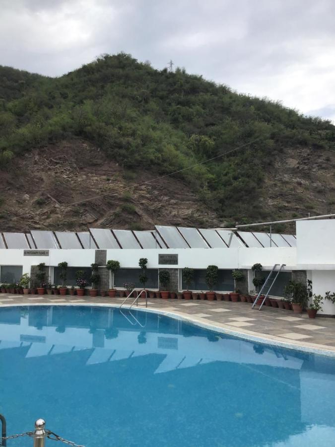 Timber Trail Base Resort - At The Foothills Of Adventure Parwanoo 外观 照片