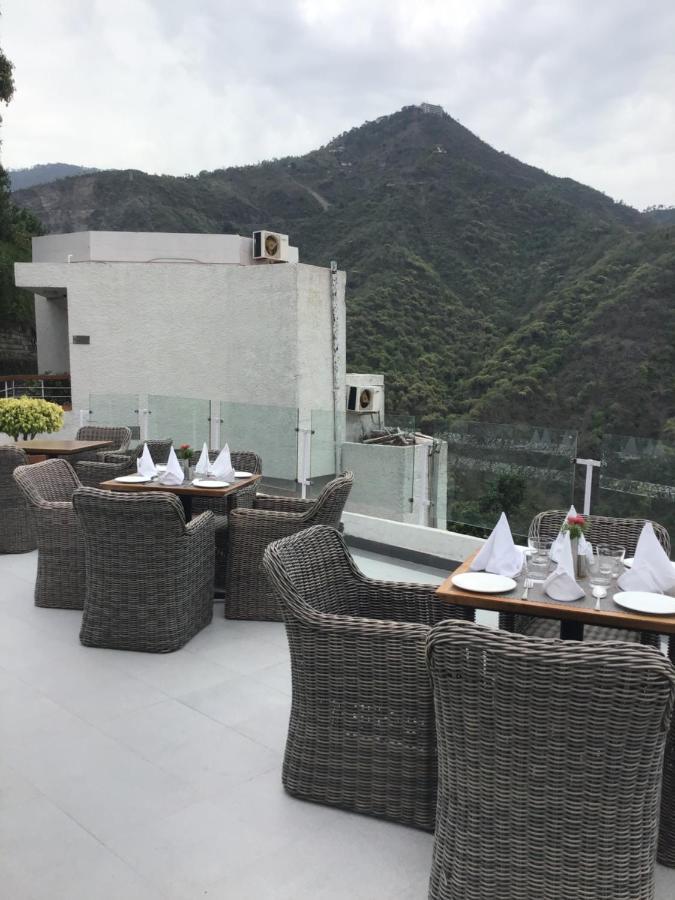 Timber Trail Base Resort - At The Foothills Of Adventure Parwanoo 外观 照片