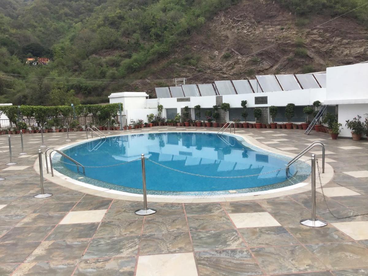 Timber Trail Base Resort - At The Foothills Of Adventure Parwanoo 外观 照片